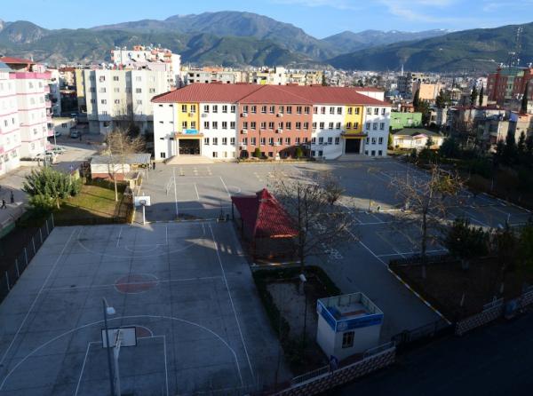 ŞEHİT YASEMİN TEKİN ORTAOKULU