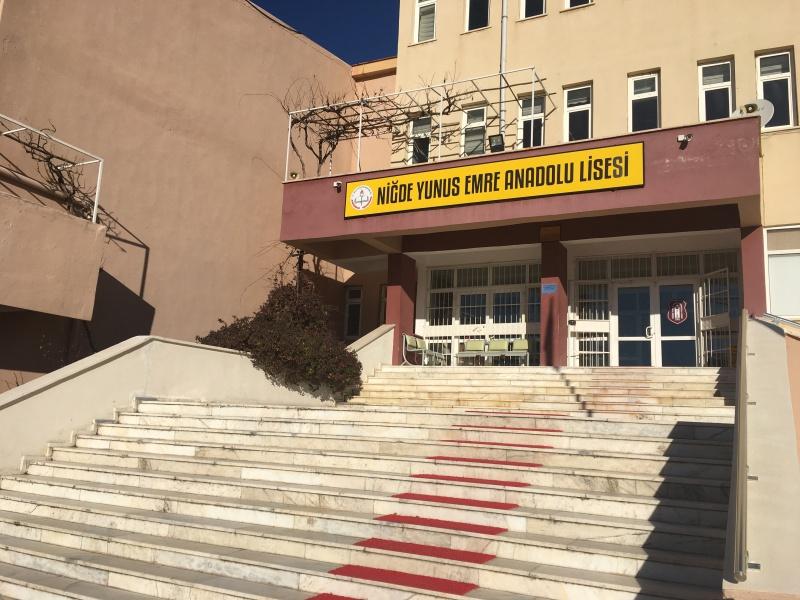 NİĞDE YUNUS EMRE ANADOLU LİSESİ