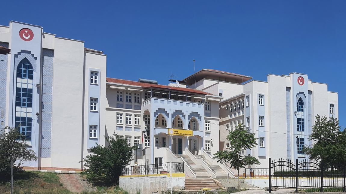 TOKAT BORSA İSTANBUL SOSYAL BİLİMLER LİSESİ
