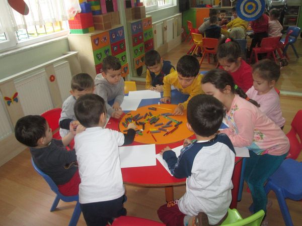 Minik Kalpler Kreş Ve Gündüz Bakımevi